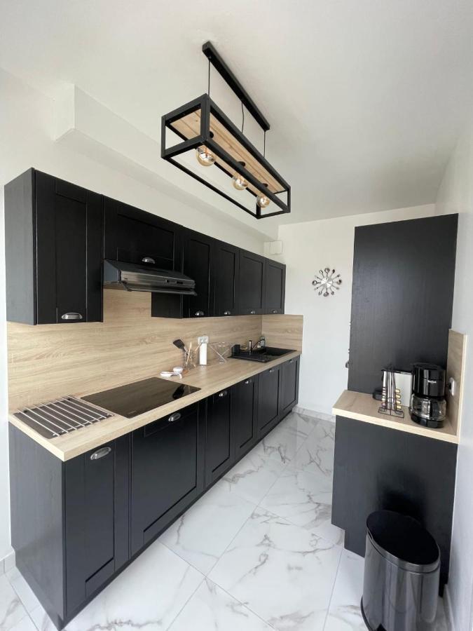 Appartamento Bright Nest - Open View - Residential Area La Rochelle  Esterno foto